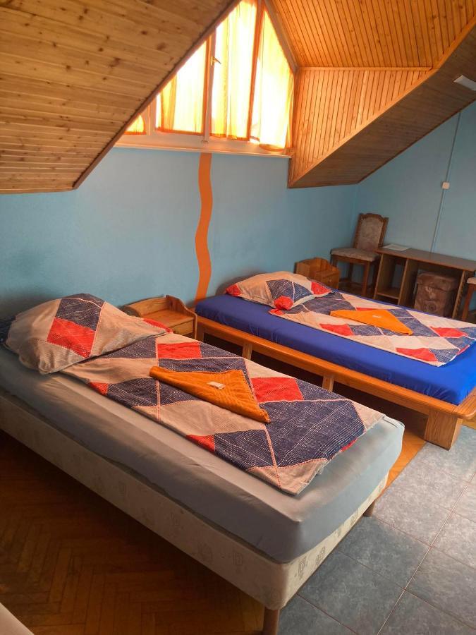 Aparthotel Arany Apartman Cegléd Exterior foto